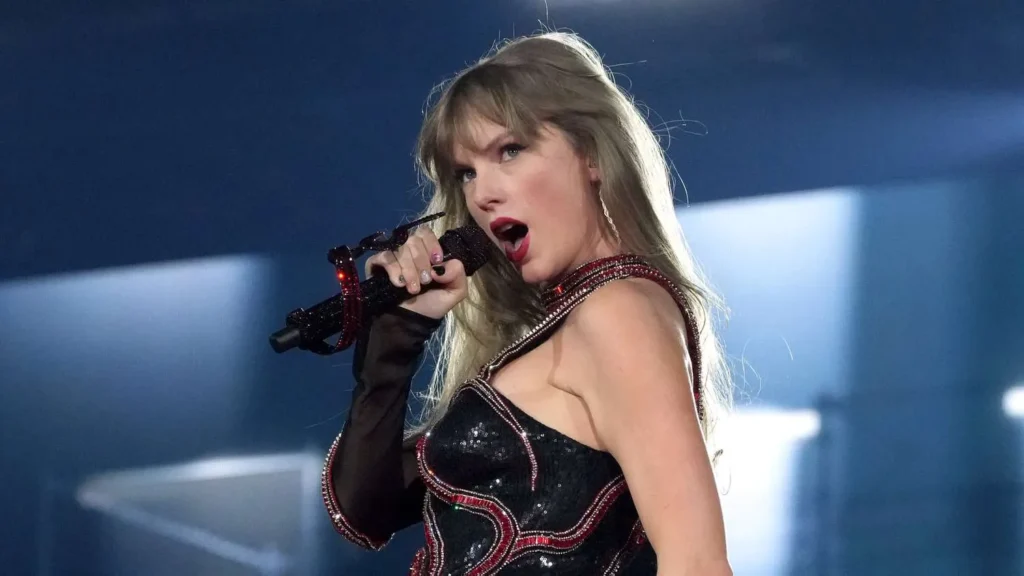 Taylor Swift releases three new melodies