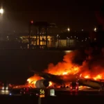 Japan_Airlines_catches_fire